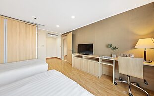 Super Candle Hotel
