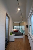 B my guesthouse - Hostel