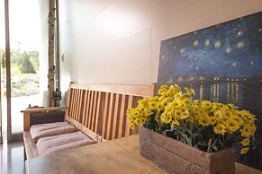 Hotel Hue Loft
