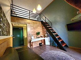 Hotel Hue Loft