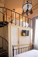 Nafsimedon Hotel