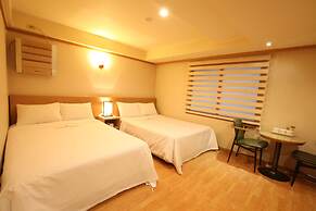 Angel Hotel