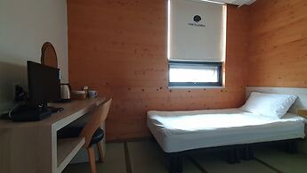Bound Hostel