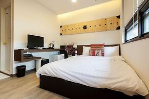 Bound Hostel