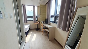 Bound Hostel