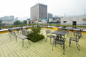Bound Hostel