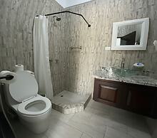 Serenade Hotel