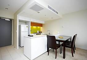 Astra Apartments - Docklands