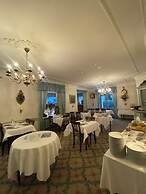 Hotel de la Paix