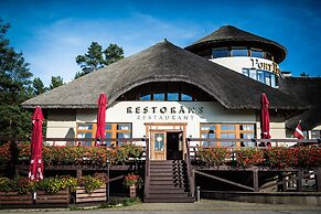Port Hotel