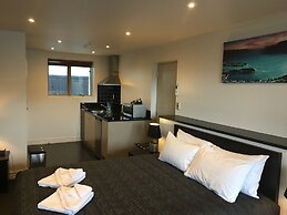 Autoline Motel
