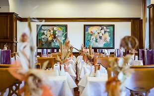 Helena Sands Hotel