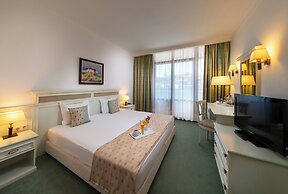 Helena Park - Ultra All inclusive
