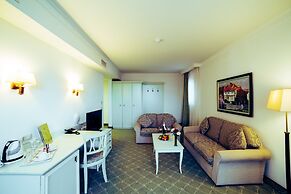 Helena Park - Ultra All inclusive