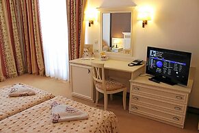 Helena VIP Villas and Suites