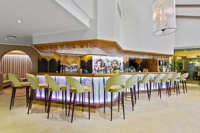 Four Seasons Country Club