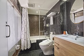 Simple Plus Hotel