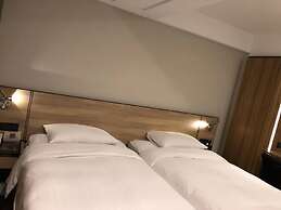 Simple Plus Hotel