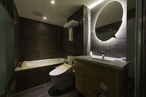 Simple Plus Hotel