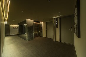 Simple Plus Hotel