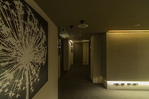 Simple Plus Hotel
