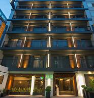 Simple Plus Hotel