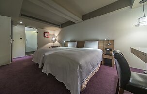 Simple Plus Hotel