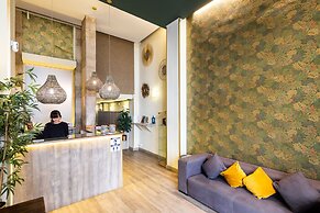 Sweet Hotel Continental