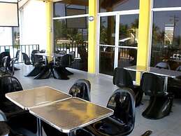 Hotel Costa Azul County Beach