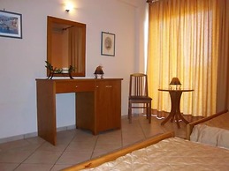 Iria Beach Hotel