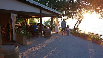 Camping Villaggio Cerquestra