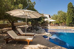 Hotel Rural Can Feliu