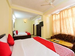 Anand Palace Hotel