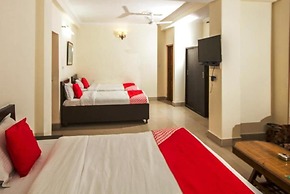 Anand Palace Hotel