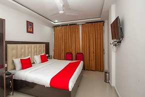 Anand Palace Hotel