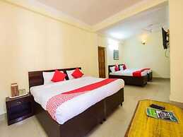 Anand Palace Hotel