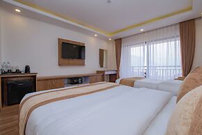 Hotel Pokhara Village & SPA
