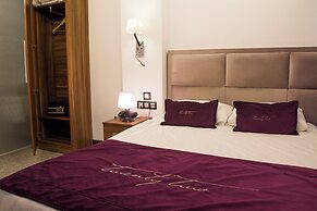 The 22 Hotel
