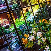 Be Jardin Escondido by Coppola