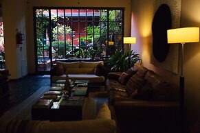 Be Jardin Escondido by Coppola