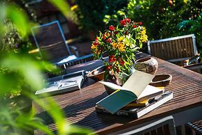 Be Jardin Escondido by Coppola