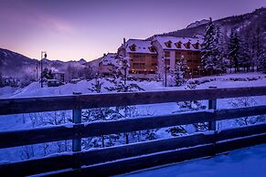 Le Grand Aigle, Friendly Hotel