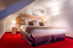 Le Grand Aigle, Friendly Hotel