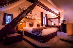 Le Grand Aigle, Friendly Hotel