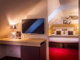 Le Grand Aigle, Friendly Hotel