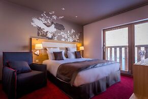 Le Grand Aigle, Friendly Hotel