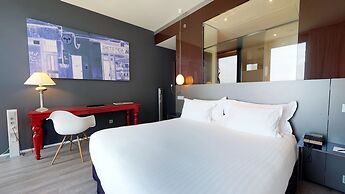 The Level At Melia Barcelona Sky
