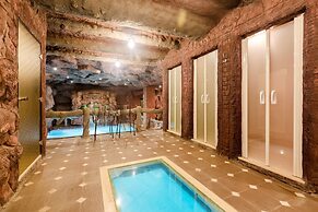 Nabat Palace Hotel