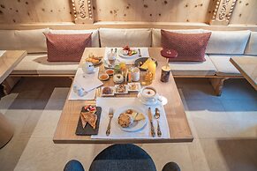 Swiss Alpine Hotel Allalin