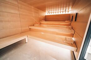 Swiss Alpine Hotel Allalin